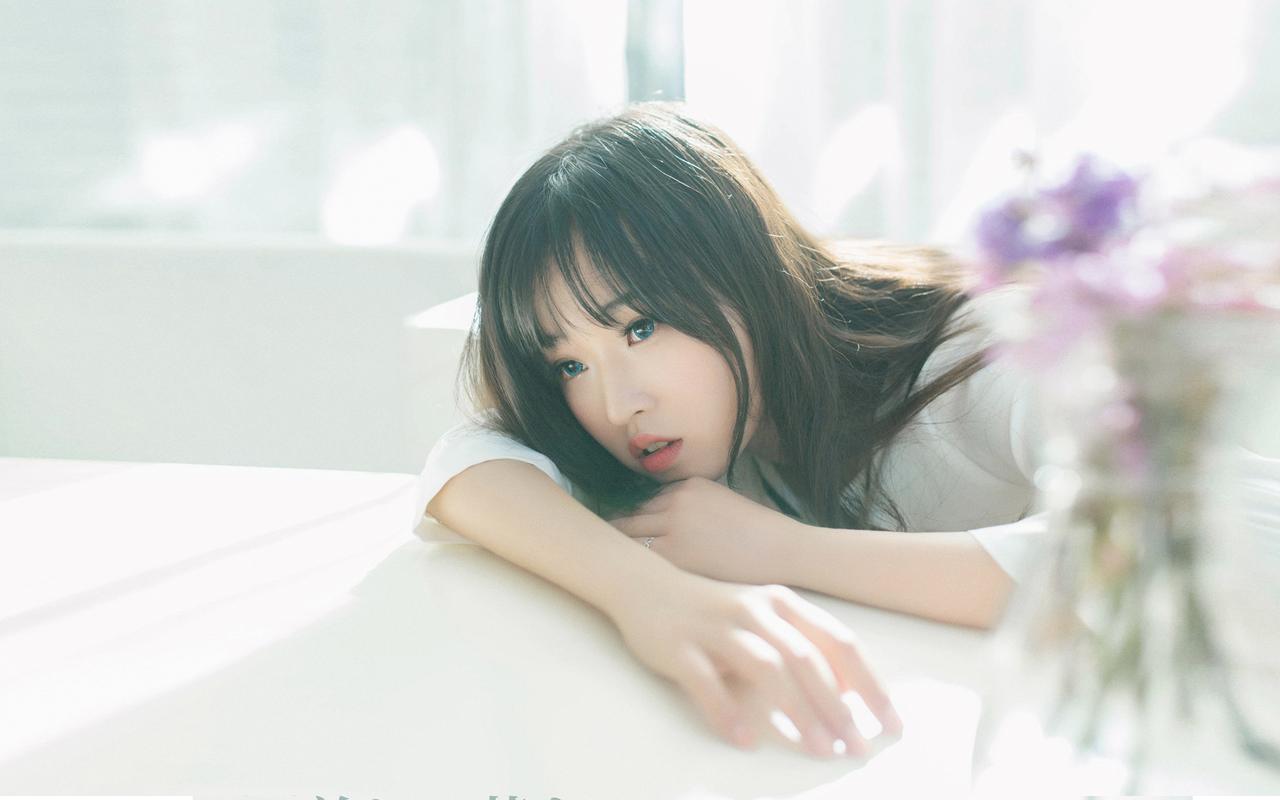 新疆阿瓦提：水稻插秧机械化 加速农田“披”绿装